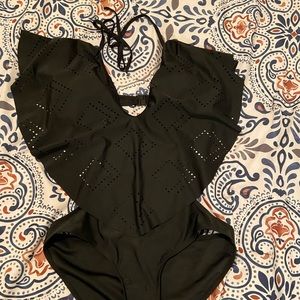 NWOT sexy BLack Monokini with ruffle top 😏